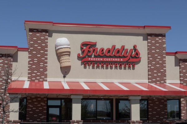 Storefront Freddy's Frozen Custard & Steakburgers restaurant