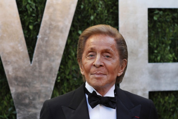 Designer Valentino Garavani at a black tie event