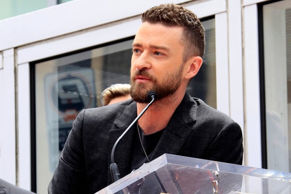 Justin Timberlake Celebrates 10th Anniversary with Jessica Biel